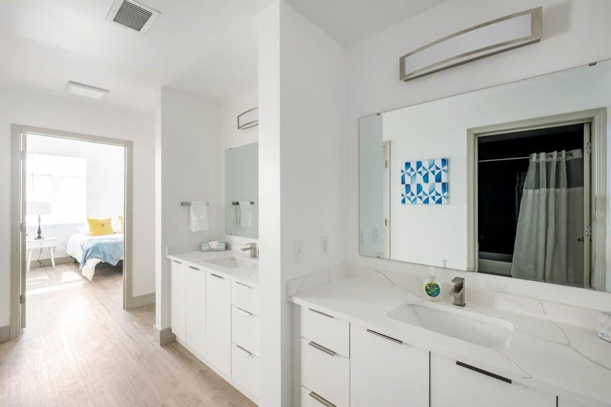 4B 3Ba Premium Family Apartment With Gym Charlotte Extérieur photo
